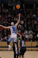 27. kolo Tipos SBL: BC Prievidza - Nitra Blue Wings 93:89 (Ladislav Szibilla)