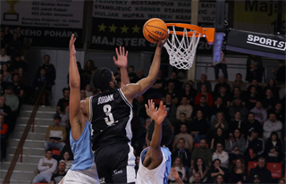 27. kolo Tipos SBL: BC Prievidza - Nitra Blue Wings 93:89 (Ladislav Szibilla)