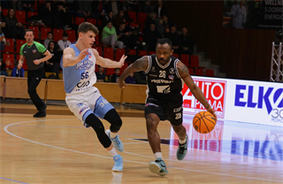 27. kolo Tipos SBL: BC Prievidza - Nitra Blue Wings 93:89 (Ladislav Szibilla)