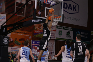 27. kolo Tipos SBL: BC Prievidza - Nitra Blue Wings 93:89 (Ladislav Szibilla)