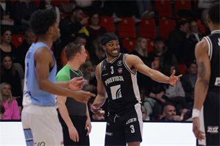27. kolo Tipos SBL: BC Prievidza - Nitra Blue Wings 93:89 (Ladislav Szibilla)