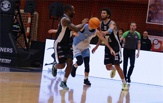 27. kolo Tipos SBL: BC Prievidza - Nitra Blue Wings 93:89 (Ladislav Szibilla)