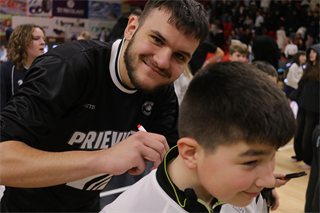 27. kolo Tipos SBL: BC Prievidza - Nitra Blue Wings 93:89 (Ladislav Szibilla)