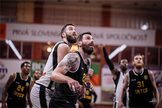 BC Prievidza - BK Inter Bratislava 77:83 (foto: Vladimír Králik)