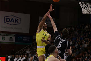 28. kolo Tipos SBL: BC Prievidza - Inter Bratislava 84:83 (Ladislav Szibilla)	