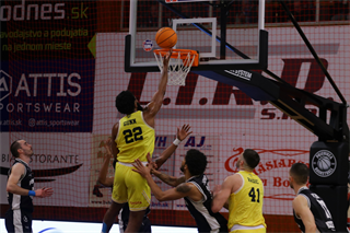 28. kolo Tipos SBL: BC Prievidza - Inter Bratislava 84:83 (Ladislav Szibilla)	