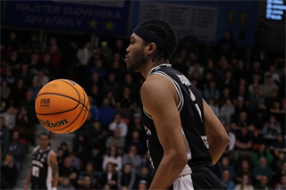 28. kolo Tipos SBL: BC Prievidza - Inter Bratislava 84:83 (Ladislav Szibilla)	