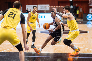 28. kolo Tipos SBL: BC Prievidza - Inter Bratislava 84:83 (Vladimír Králik)	