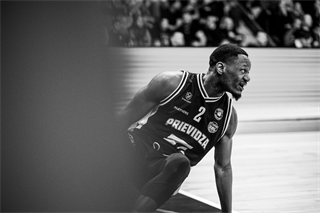 28. kolo Tipos SBL: BC Prievidza - Inter Bratislava 84:83 (Vladimír Králik)	