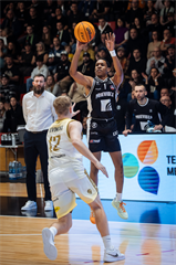 30. kolo Tipos SBL: BC Prievidza - Patrioti Levice 97:79 (Vladimír Králik)	
