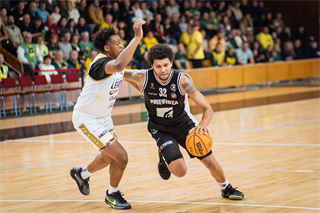30. kolo Tipos SBL: BC Prievidza - Patrioti Levice 97:79 (Vladimír Králik)	