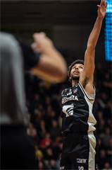 30. kolo Tipos SBL: BC Prievidza - Patrioti Levice 97:79 (Vladimír Králik)	