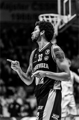 30. kolo Tipos SBL: BC Prievidza - Patrioti Levice 97:79 (Vladimír Králik)	