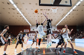 30. kolo Tipos SBL: BC Prievidza - Patrioti Levice 97:79 (Vladimír Králik)	