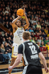 30. kolo Tipos SBL: BC Prievidza - Patrioti Levice 97:79 (Vladimír Králik)	