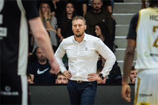 30. kolo Tipos SBL: BC Prievidza - Patrioti Levice 97:79 (Vladimír Králik)	