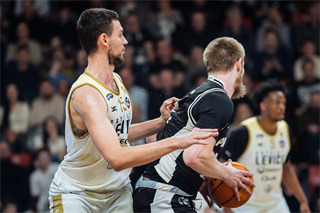 30. kolo Tipos SBL: BC Prievidza - Patrioti Levice 97:79 (Vladimír Králik)	