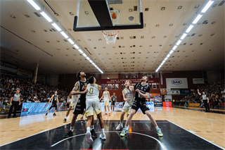 30. kolo Tipos SBL: BC Prievidza - Patrioti Levice 97:79 (Vladimír Králik)	