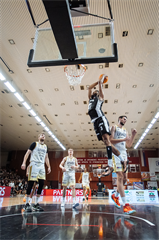 30. kolo Tipos SBL: BC Prievidza - Patrioti Levice 97:79 (Vladimír Králik)	