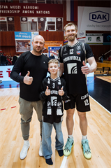 30. kolo Tipos SBL: BC Prievidza - Patrioti Levice 97:79 (Vladimír Králik)	