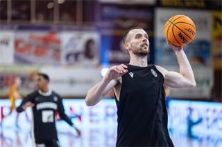 32. kolo Tipos SBL: BC Prievidza - Iskra Svit 100:77 (Vladimír Králik)	