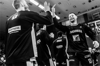 32. kolo Tipos SBL: BC Prievidza - Iskra Svit 100:77 (Vladimír Králik)	