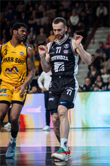 32. kolo Tipos SBL: BC Prievidza - Iskra Svit 100:77 (Vladimír Králik)	