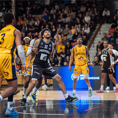 32. kolo Tipos SBL: BC Prievidza - Iskra Svit 100:77 (Vladimír Králik)	