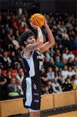 32. kolo Tipos SBL: BC Prievidza - Iskra Svit 100:77 (Vladimír Králik)	