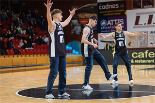 32. kolo Tipos SBL: BC Prievidza - Iskra Svit 100:77 (Vladimír Králik)	