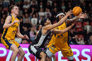 32. kolo Tipos SBL: BC Prievidza - Iskra Svit 100:77 (Vladimír Králik)	