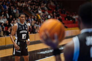 32. kolo Tipos SBL: BC Prievidza - Iskra Svit 100:77 (Vladimír Králik)	