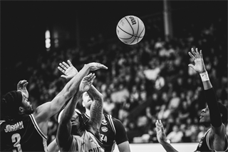 32. kolo Tipos SBL: BC Prievidza - Iskra Svit 100:77 (Vladimír Králik)	