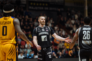 32. kolo Tipos SBL: BC Prievidza - Iskra Svit 100:77 (Vladimír Králik)	