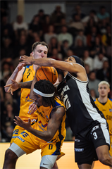 32. kolo Tipos SBL: BC Prievidza - Iskra Svit 100:77 (Vladimír Králik)	