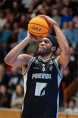 32. kolo Tipos SBL: BC Prievidza - Iskra Svit 100:77 (Vladimír Králik)	