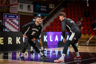 34. kolo Tipos SBL: BC Prievidza - BC Komárno 79:81 (Lukáš Droppan)	