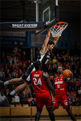 34. kolo Tipos SBL: BC Prievidza - BC Komárno 79:81 (Lukáš Droppan)	