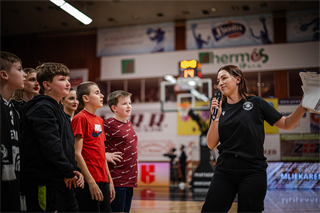 34. kolo Tipos SBL: BC Prievidza - BC Komárno 79:81 (Lukáš Droppan)	
