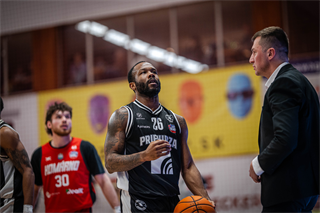 34. kolo Tipos SBL: BC Prievidza - BC Komárno 79:81 (Lukáš Droppan)	