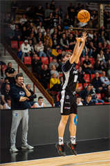 35. kolo Tipos SBL: BC Prievidza - NEXTGEN Slovakia 99:73 (Vladimír Králik)	