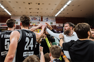 35. kolo Tipos SBL: BC Prievidza - NEXTGEN Slovakia 99:73 (Vladimír Králik)	