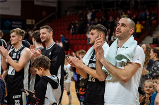 35. kolo Tipos SBL: BC Prievidza - NEXTGEN Slovakia 99:73 (Vladimír Králik)	