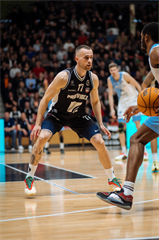 1. zápas štvrťfinále Tipos SBL: BC Prievidza - Nitra Blue Wings 87:76 (Vladimír Králik)	