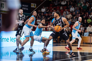 1. zápas štvrťfinále Tipos SBL: BC Prievidza - Nitra Blue Wings 87:76 (Vladimír Králik)	