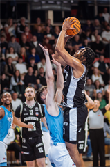 1. zápas štvrťfinále Tipos SBL: BC Prievidza - Nitra Blue Wings 87:76 (Vladimír Králik)	