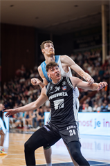 1. zápas štvrťfinále Tipos SBL: BC Prievidza - Nitra Blue Wings 87:76 (Vladimír Králik)	