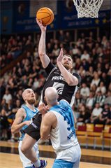 1. zápas štvrťfinále Tipos SBL: BC Prievidza - Nitra Blue Wings 87:76 (Vladimír Králik)	