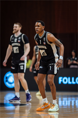 1. zápas štvrťfinále Tipos SBL: BC Prievidza - Nitra Blue Wings 87:76 (Vladimír Králik)	
