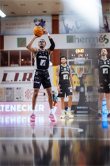 3. zápas štvrťfinále Tipos SBL: BC Prievidza - Nitra Blue Wings 74:77 (Vladimír Králik)
